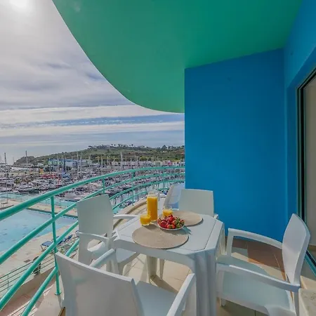 Gorgeous Oceanview Apartment, Marina *